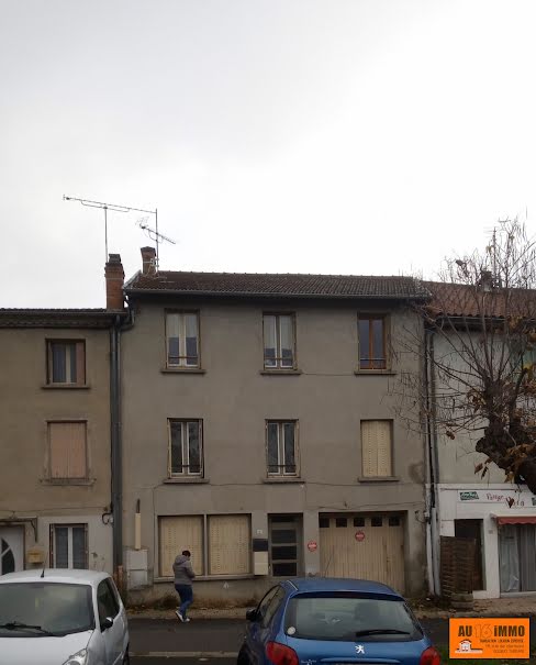 Vente maison   à Courpière (63120), 75 000 €