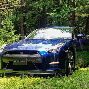 NISSAN GT-R R35