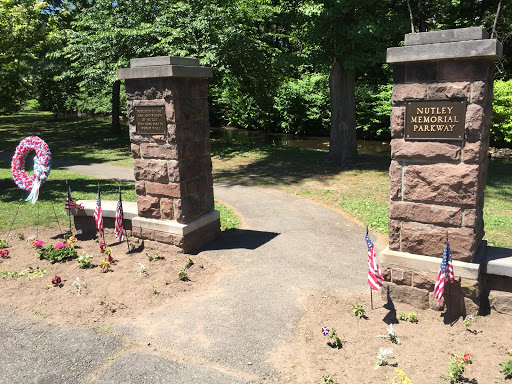 Nutley Memorial Parkway