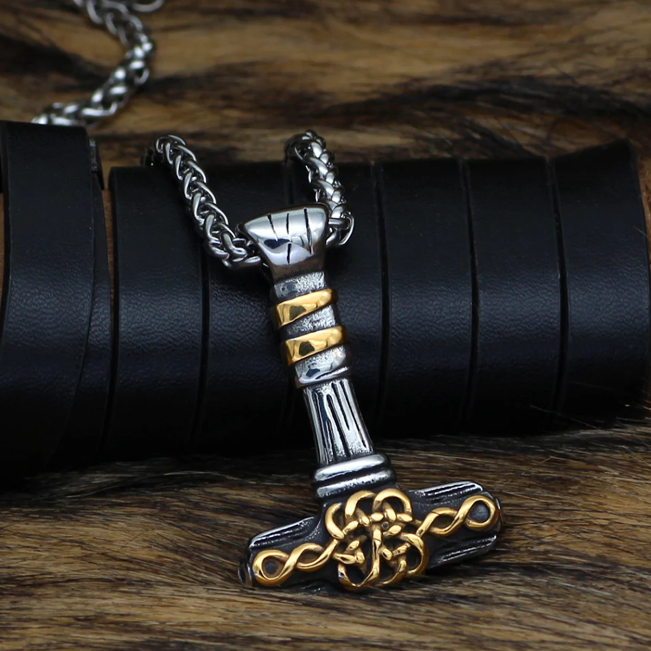 Ogrlica sa dvostranim čekićem Viking zlatnim runama, za muškarce i žene, simbol snage i zaštite, jedinstveni poklon.
