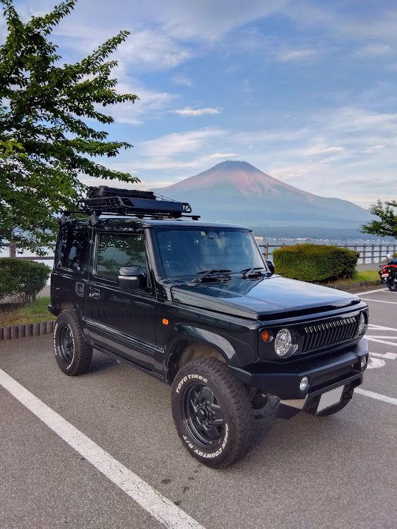ジムニーの逆さ富士・道の駅かつやま・奥河口湖さくらの里公園に関するカスタム事例の投稿画像1枚目