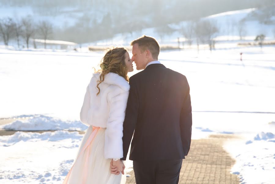 Fotógrafo de casamento Gyula Penzer (penzerpix). Foto de 28 de março 2018