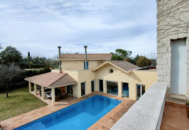 Maison avec piscine et terrasse 7