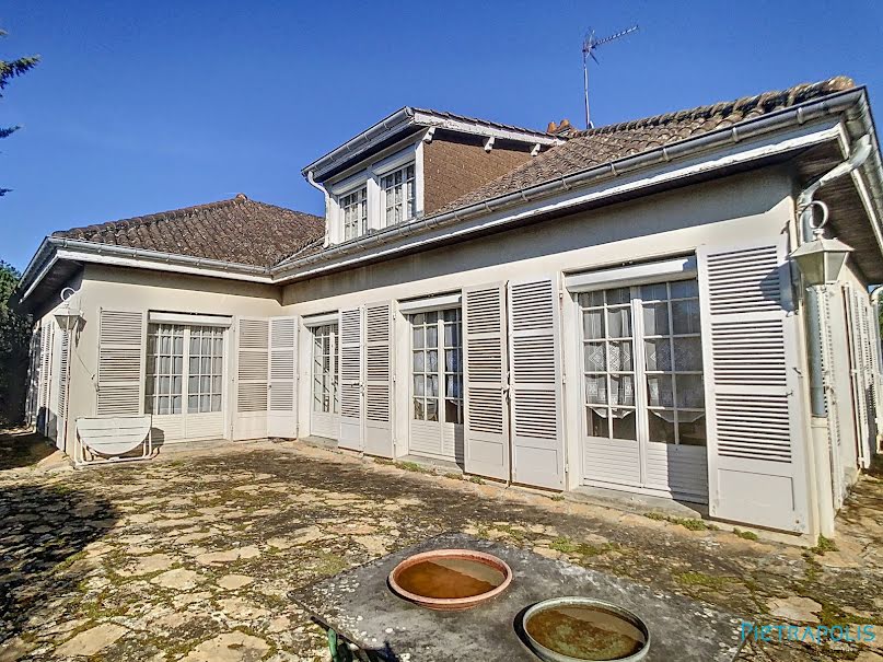 Vente villa 7 pièces 155 m² à Corcelles-en-Beaujolais (69220), 360 000 €