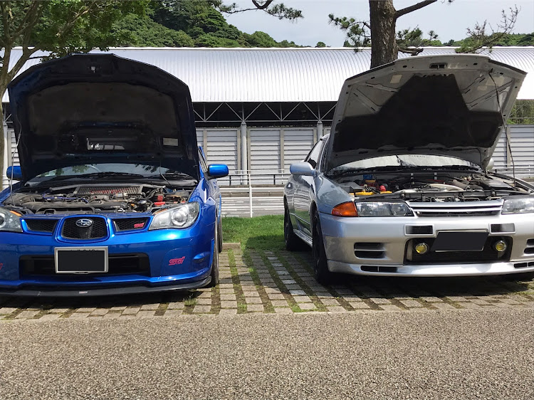 スカイライン GT-Rの田ノ浦ビーチ・インプレッサWRXSTI・まさかのコラボ！・お互いB'z好きに関するカスタム事例の投稿画像7枚目