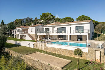 villa à Mougins (06)