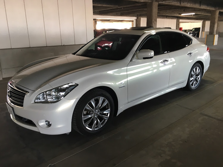 フーガ 51の洗車に関するカスタム事例の投稿画像2枚目
