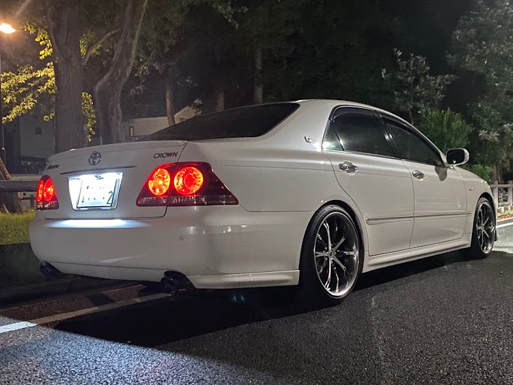 クラウンアスリートのゼロクラウン・#GRS180アスリート後期・車高調整・ハロウィン・WORKシュバートに関するカスタム事例の投稿画像3枚目