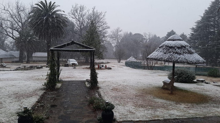 Snow at St Bernard's Peak Mountain Lodge in the Drakensberg