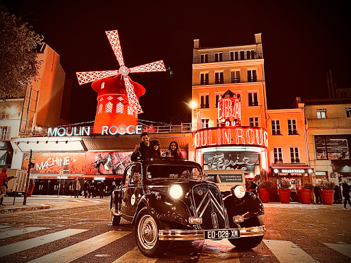 Tour de Paris en voiture de collection Paris by night Citroen