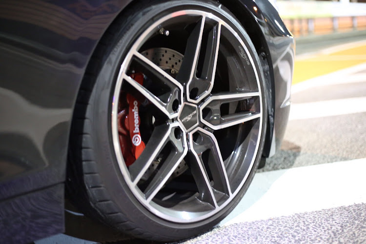 Z4の辰巳・AC SCHNITZER Type8・Bremboに関するカスタム事例の投稿画像2枚目
