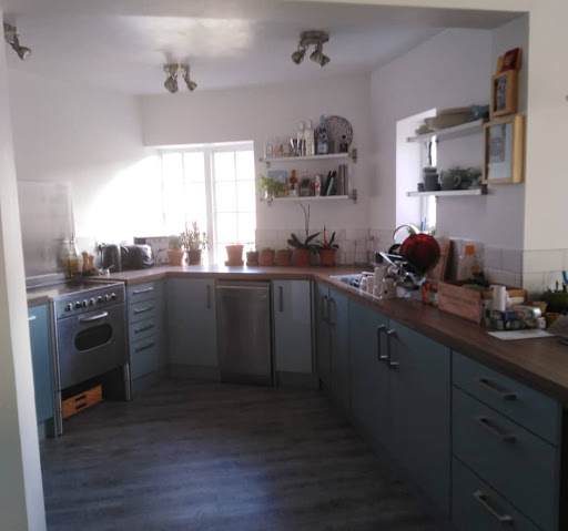 Redecorated kitchen using Dulux Brilliant White, as part of a job throughout an apartment in Bournemouth