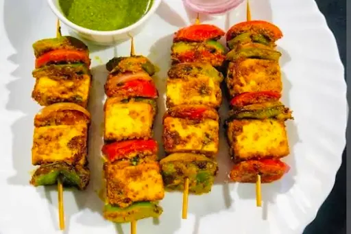 Paneer Ajwani Tikka [6 Pieces]