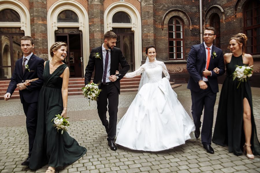 Fotografo di matrimoni Taras Solyak (tarassoliak). Foto del 12 febbraio 2018