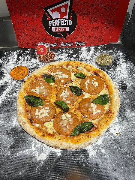 Classic Peproni Pizza