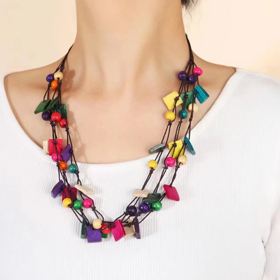 Collar bohemio retro exagerado y personalizado, estilo étnico con color. Destaca tu estilo único con este llamativo accesorio para cualquier ocasión.