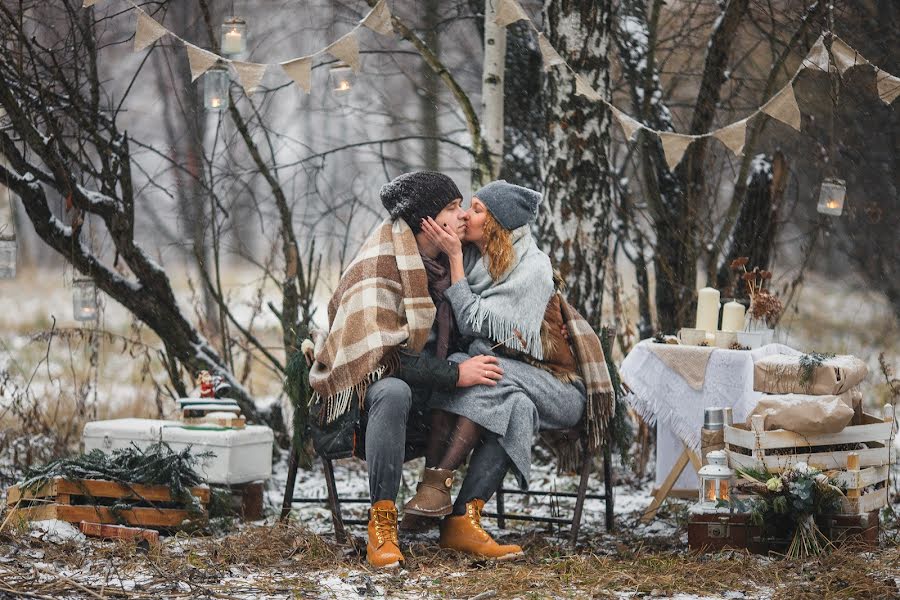 Fotógrafo de casamento Natali Ivan (nataliivanphoto). Foto de 24 de dezembro 2015