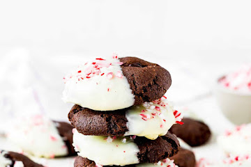Eggless Chocolate Peppermint Cookies