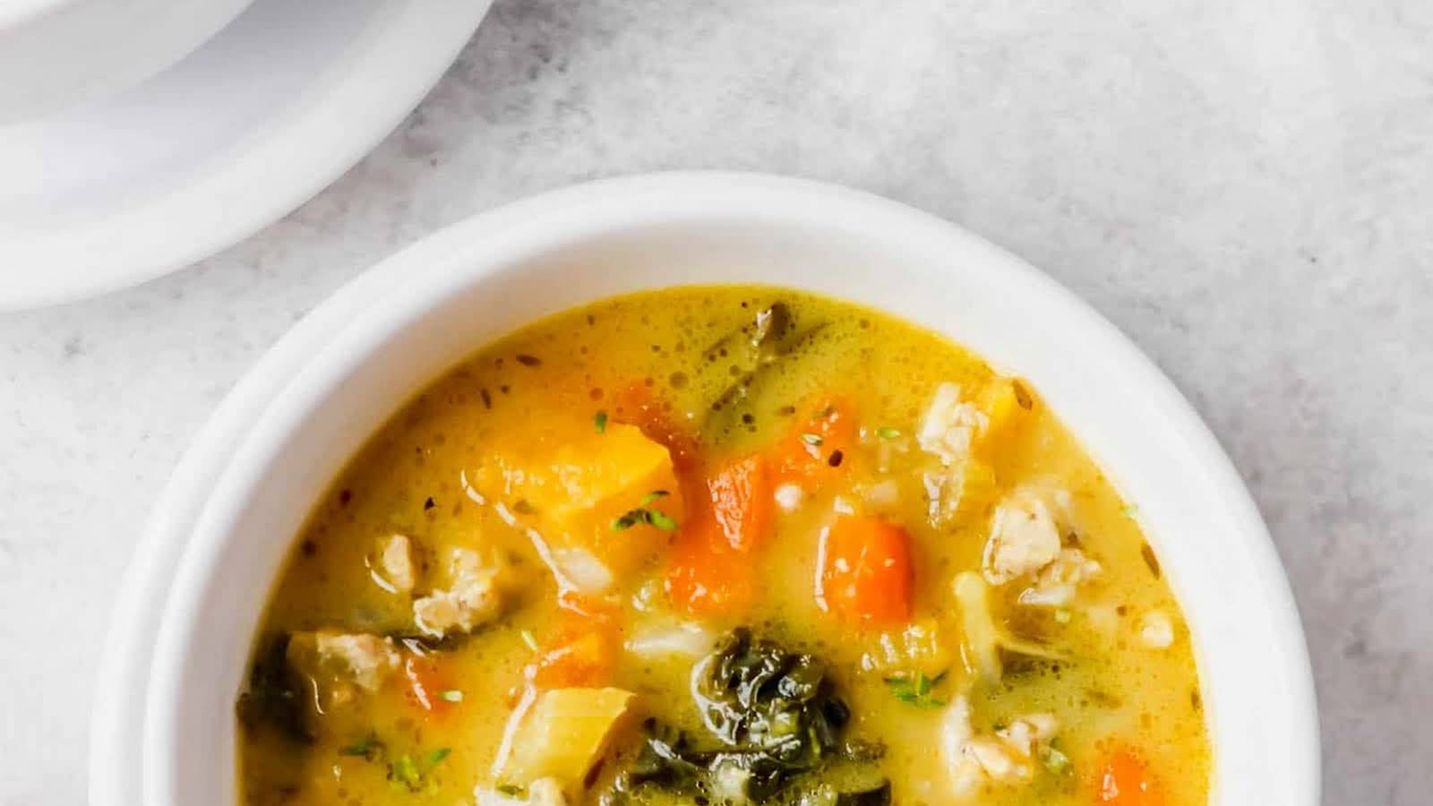 Easy Turkey Kale Soup - Lexi's Clean Kitchen