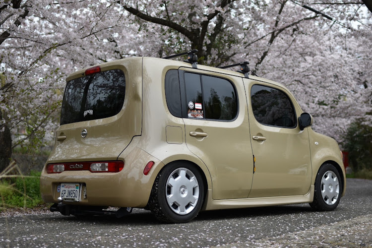 キューブの車売ります・USDM・サイドマーカーのある生活に関するカスタム事例の投稿画像2枚目