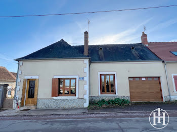 maison à Ainay-le-Château (03)