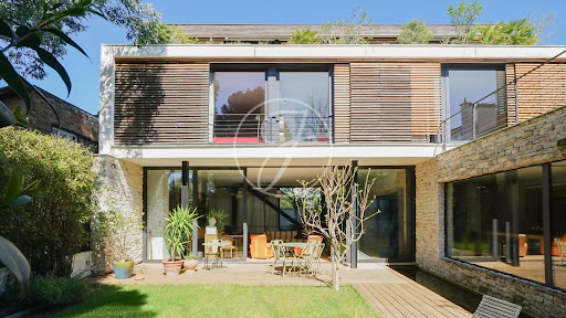 House with garden and terrace 1