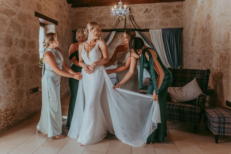 Wedding photographer Mandy Christodoulou (christodoulou). Photo of 27 March