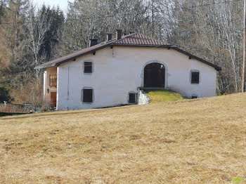 villa à Belleydoux (01)