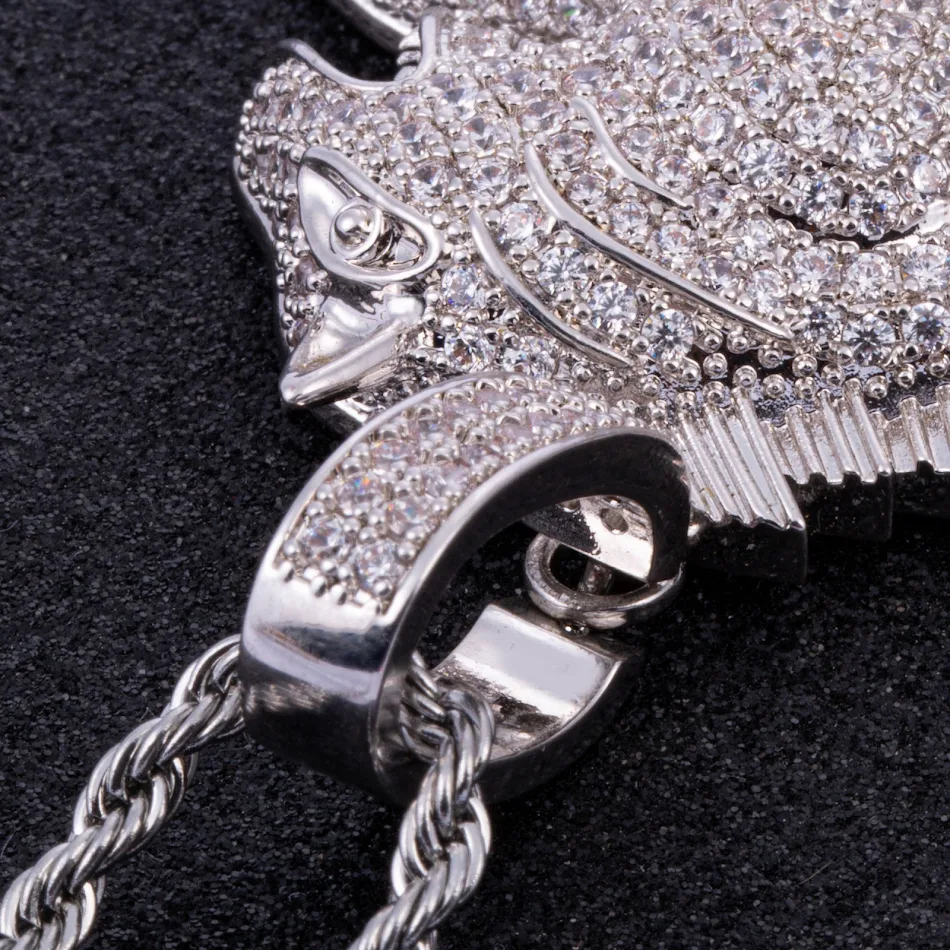 Collier Hip Hop pour homme avec pendentif léopard en zircon complet. Un bijou audacieux pour hommes, parfait pour affirmer votre style et personnalité.