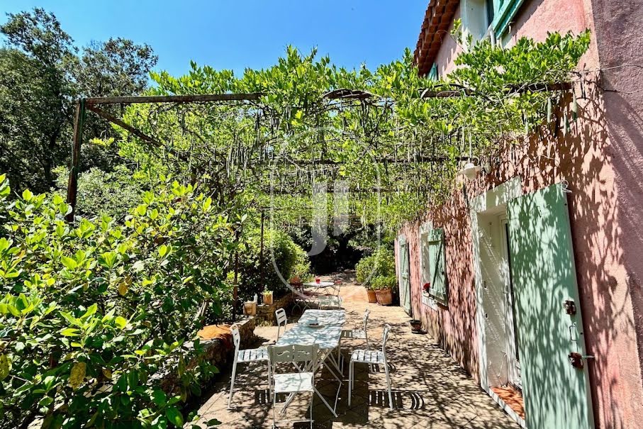 Vente maison 6 pièces 126 m² à Aix-en-Provence (13090), 1 275 000 €