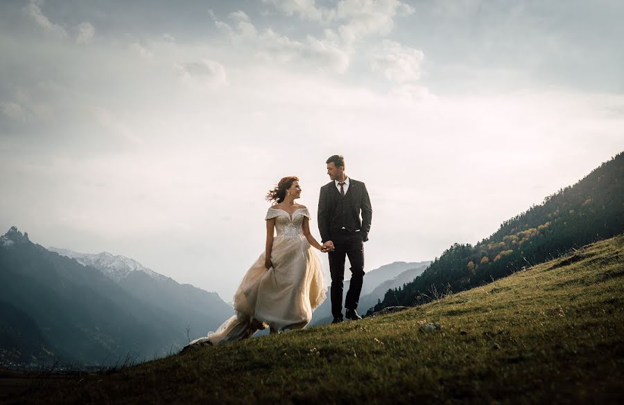 Fotógrafo de casamento Andrey Teterin (palych). Foto de 16 de novembro 2019