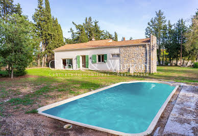 Villa with pool and terrace 3