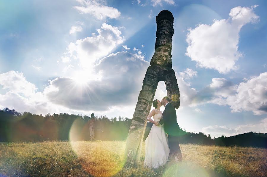 Wedding photographer Mihai Albu (albu). Photo of 13 October 2015