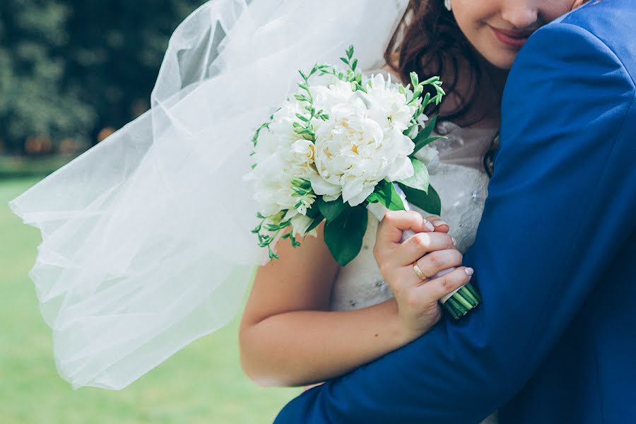 Fotografo di matrimoni Nina Potapova (ninapotapova). Foto del 1 agosto 2015