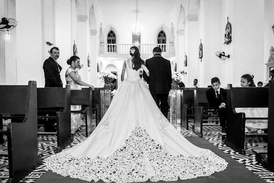 Fotografo di matrimoni Cristovão Zeferino (zeferino). Foto del 4 maggio 2016