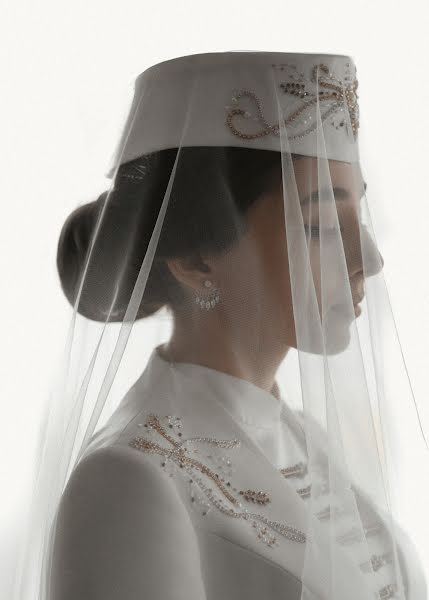 結婚式の写真家Maksim Zhusupov (idkazzhussupov)。2022 8月14日の写真