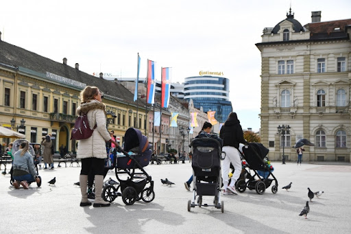 Prošle godine u Srbiji 36.285 više umrlih nego rođenih i najmanje beba od Drugog svetskog rata