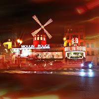 Flames au Moulin Rouge di 