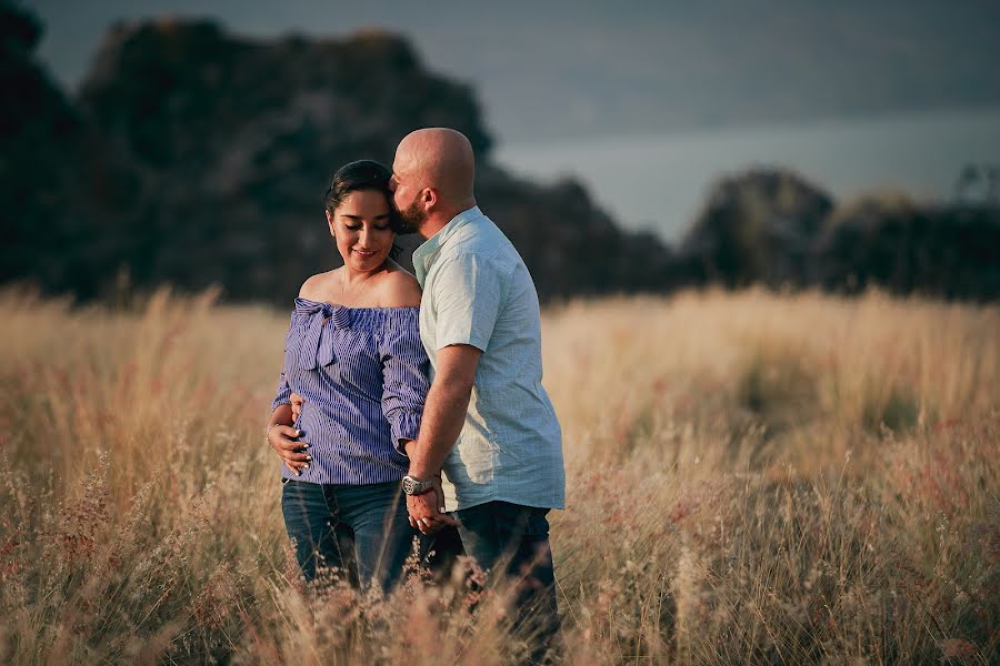 Fotografo di matrimoni Nellhy Ruiz (nellhyruiz). Foto del 19 settembre 2019