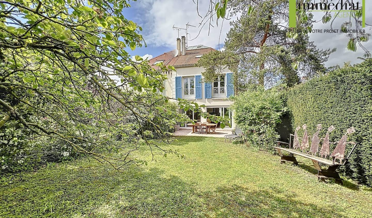 House with terrace Rueil-Malmaison