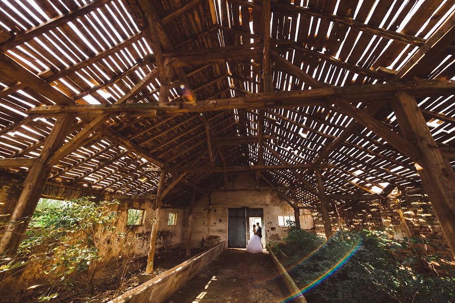 Fotógrafo de casamento Simon Varterian (svstudio). Foto de 29 de agosto 2018