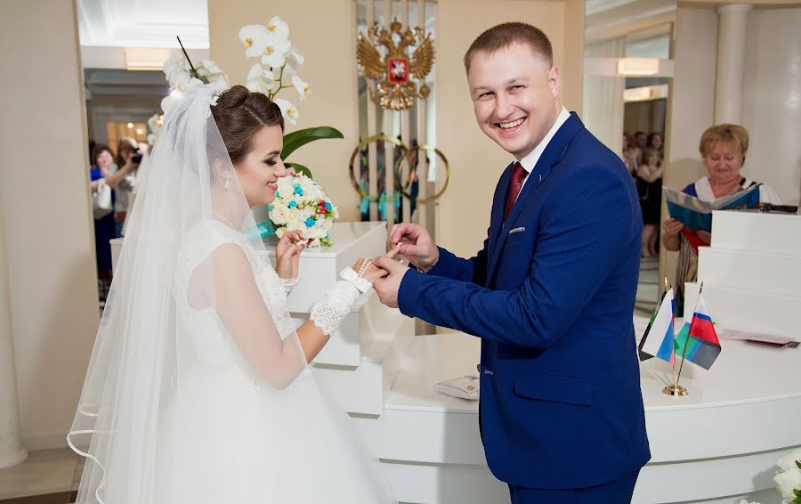 Fotógrafo de casamento Natalya Kizilova (tasik). Foto de 14 de agosto 2017