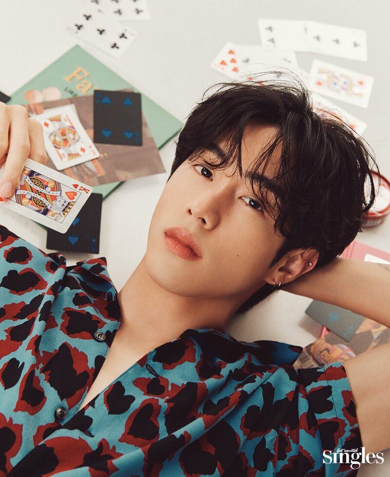 GOT7-MARK-TUAN-for-SINGLES-Magazine-Korea-June-Issue-2022-documents-1