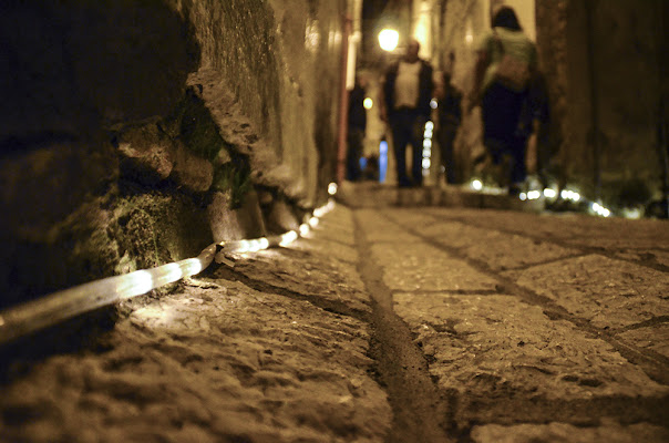  Di notte la città è un paese civile di gina_todisco