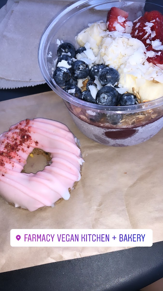 Açaí 101 and GF strawberry donut