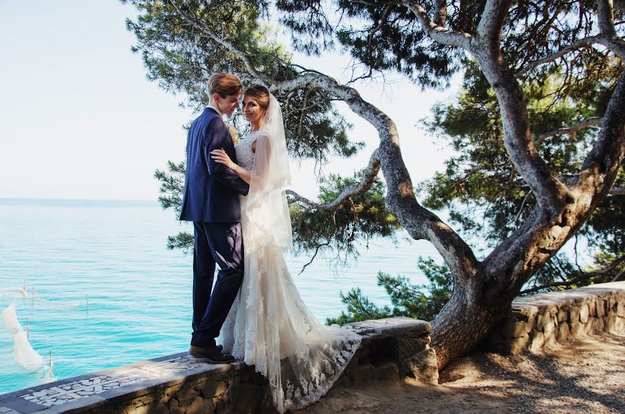 Fotógrafo de casamento Sofya Denisyuk (chilistudio). Foto de 4 de abril 2018