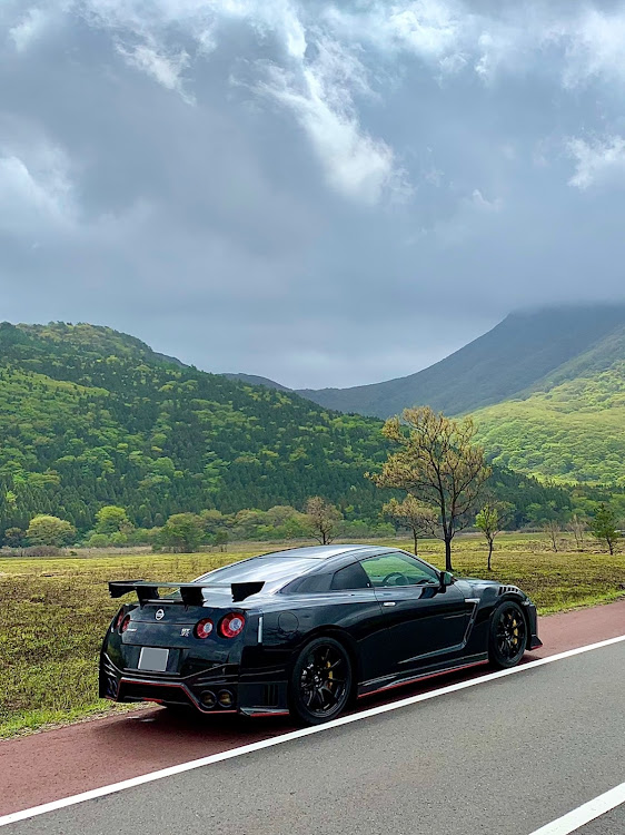 NISSAN GT-Rの豚骨ラーメン・やまなみハイウェイ・ミルクロード・大観峰・GTRに関するカスタム事例の投稿画像1枚目
