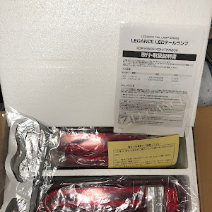 ハイエースバン TRH200V
