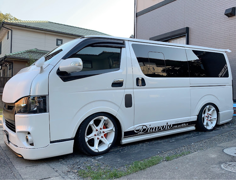 ハイエースバンのinokou 😁さんが投稿したカスタム事例の投稿画像2枚目