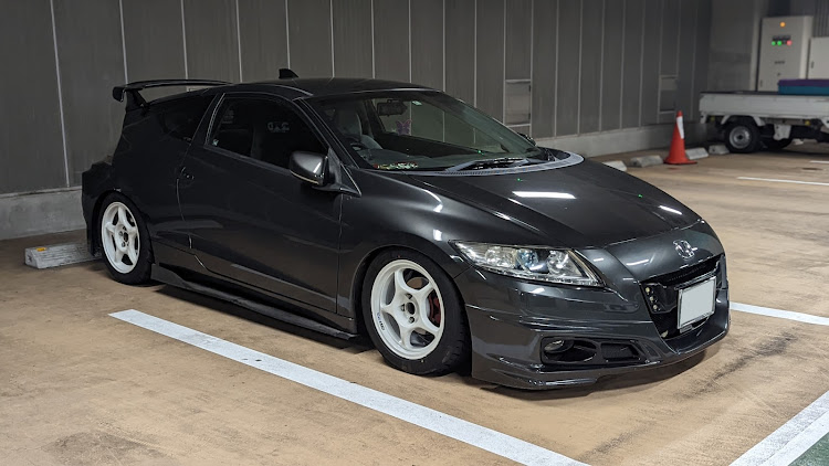 CR-Zのホイール・タイヤ・ホイール紹介・DIY・16インチ・ENKEIに関するカスタム事例の投稿画像1枚目